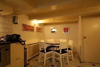 Amnesia Canal House אמסטרדם