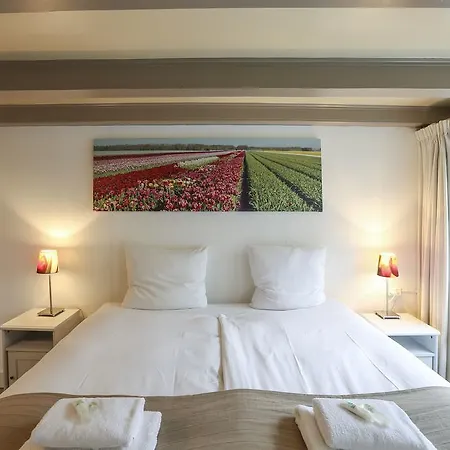 Amnesia Canal House *